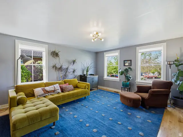 284 K St, Salt Lake City, UT 84103 - #3