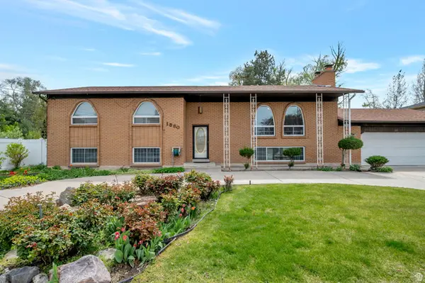 1860 E Spring Ln S, Holladay, UT 84117