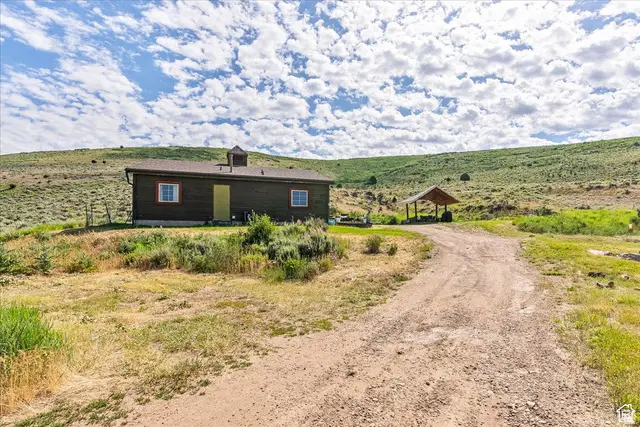 1071 S Foothill Dr E #1, Kamas, UT 84036 - #3