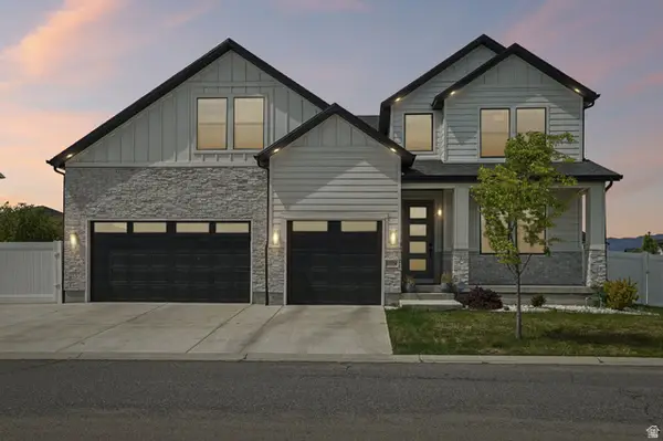 10956 S Coastal Dune Dr W, South Jordan, UT 84009