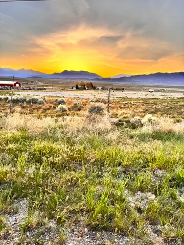 295 E Lucille Ln #1, Cedar Fort, UT 84013