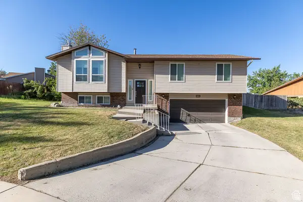 228 E Golden Willow Cir, Sandy, UT 84070