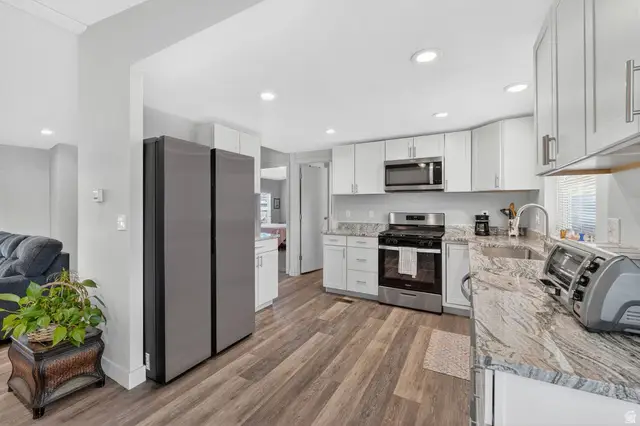 758 W Monte Blanco S, Taylorsville, UT 84123 - #3