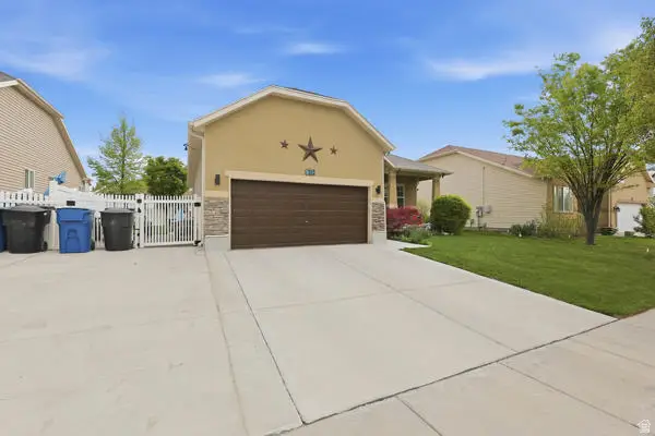 262 Heidelberg Pl, Stansbury Park, UT 84074 - #3