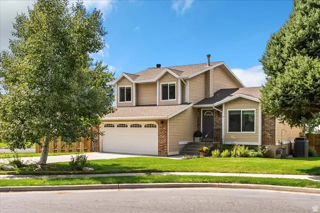 888 Rice Cir, Farmington, UT 84025 - #2