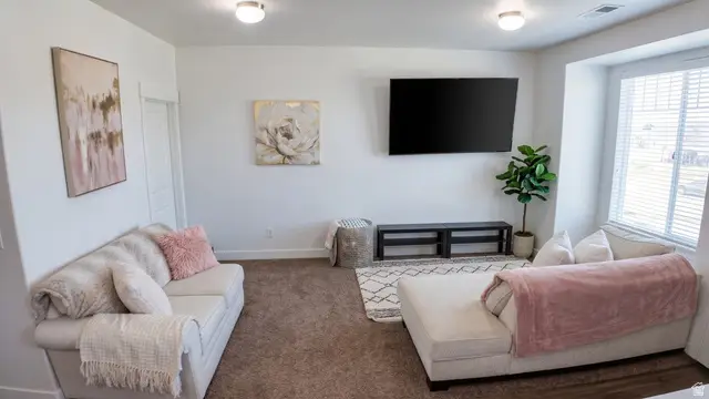 1772 E Skyline Dr N #L3, Eagle Mountain, UT 84005 - #3