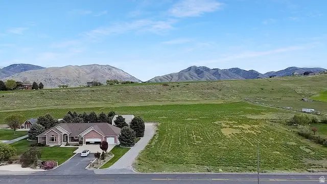 6520 S 1800 W #4, Hyrum, UT 84319 - #2