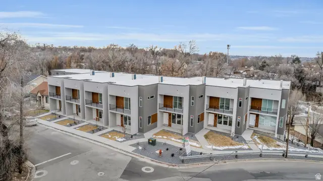 239 E Burch Creek Pl, South Ogden, UT 84405 - #2