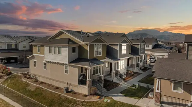 5286 W Barnsbury Ln, West Valley City, UT 84120 - #2