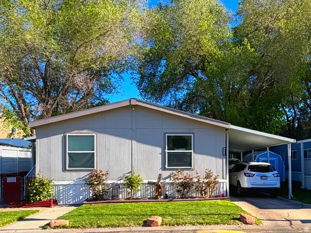 863 W Big Mountain Dr S, Taylorsville, UT 84123 - #3
