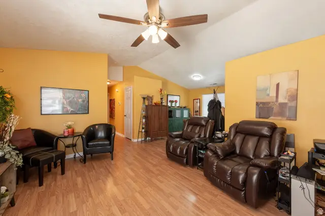 1360 E Telegraph St #6, Washington, UT 84780 - #3