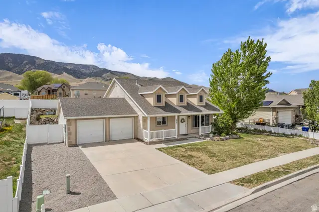 4061 S Montego Dr W, Saratoga Springs, UT 84045 - #3