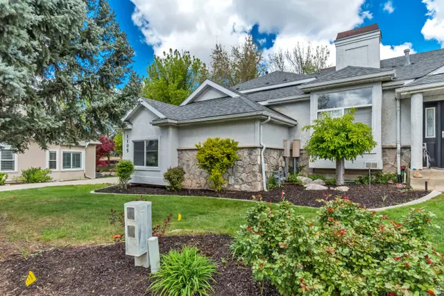 1105 N Brook Cir, Kaysville, UT 84037 - #2