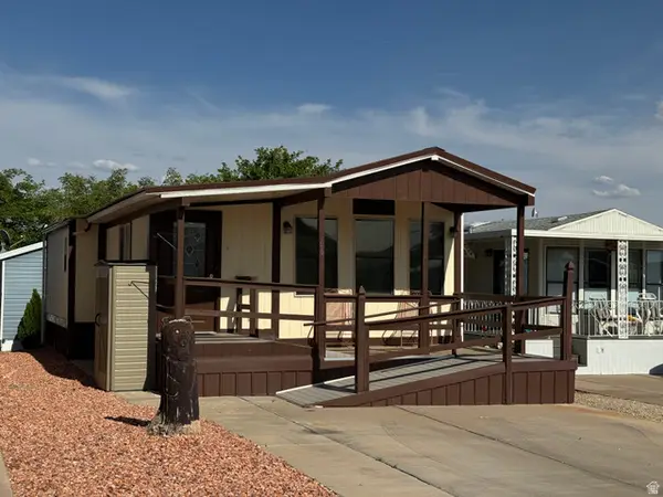 1150 W Red Pkwy #66, Washington, UT 84780