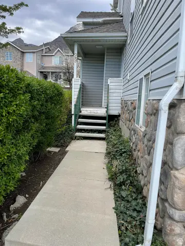 575 N Seven Peaks Blvd #29, Provo, UT 84606 - #2