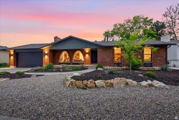 6236 S Steeple Chase Ln, Murray, UT 84121