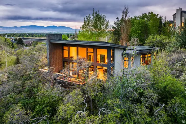 3455 E Danish Rd S, Cottonwood Heights, UT 84093