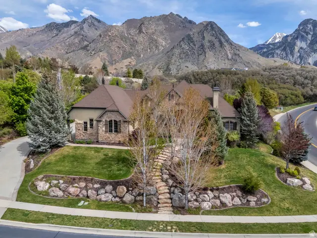 811 S High Ridge Dr E, Alpine, UT 84004 - #2