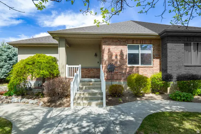 4429 W Bridgestone Dr N, Cedar Hills, UT 84062 - #2