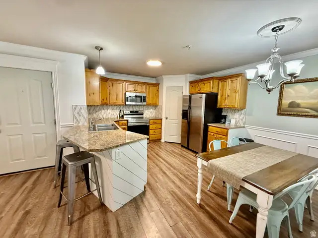 685 S 2220 W #102, Pleasant Grove, UT 84062 - #3