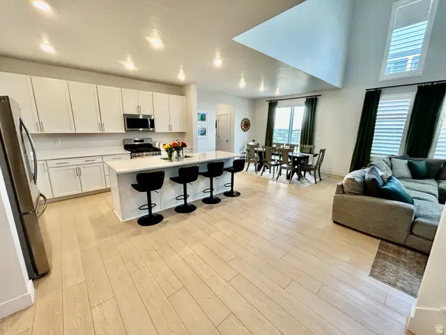 1062 N Kensington Hts, Kaysville, UT 84037 - #2