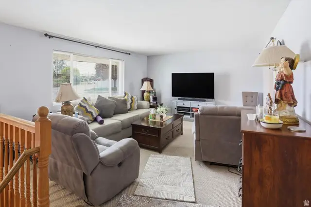 4697 S 2025 W, Roy, UT 84067 - #3