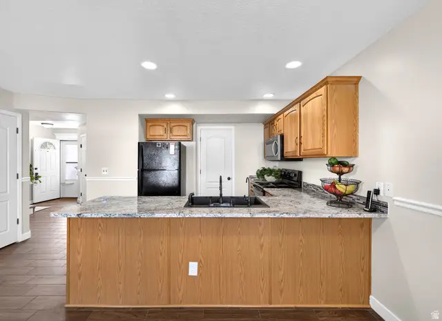 802 W Sugar Maple Ct S, Payson, UT 84651 - #1