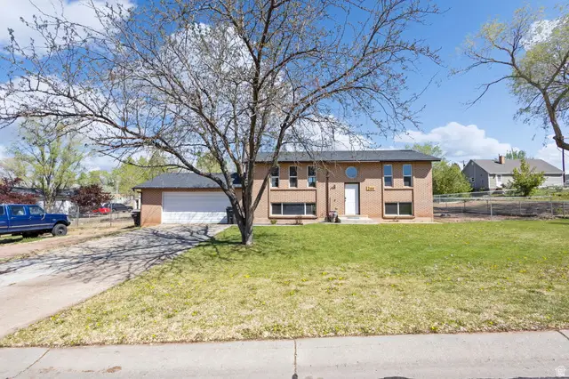 244 W 100 N, Roosevelt, UT 84066 - #1