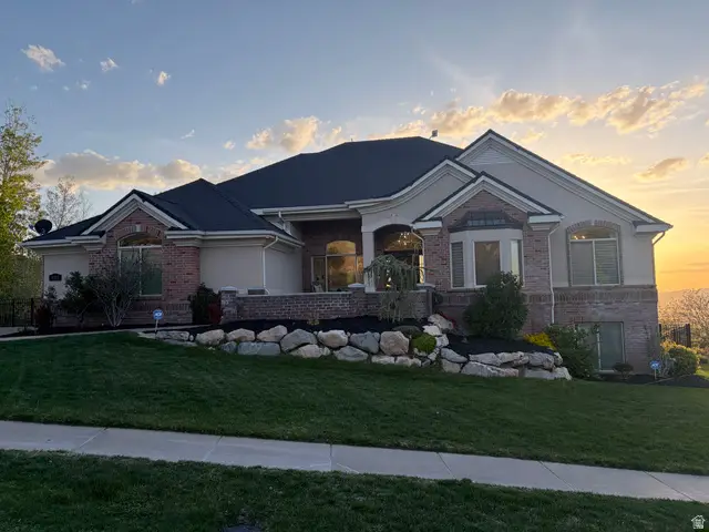 4302 S Monarch Dr E, Bountiful, UT 84010 - #2