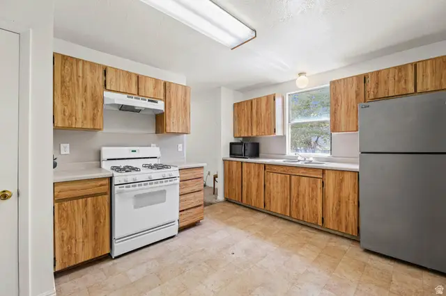 1013 N Ericson Rd, Pine Canyon, UT 84074 - #3