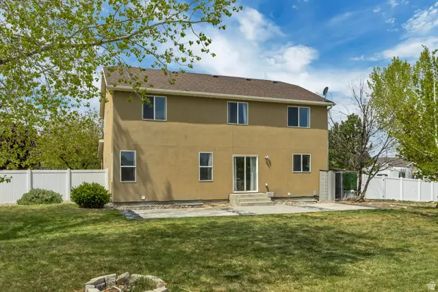 6137 W Triple Crown Ln S, Herriman, UT 84096 - #2