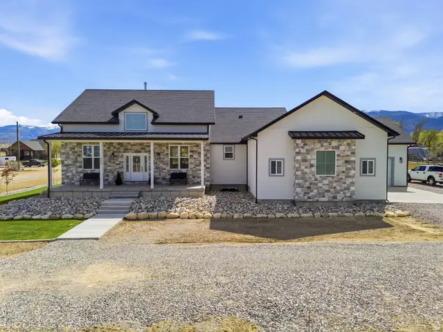 886 N 300 E, Spring City, UT 84662 - #1