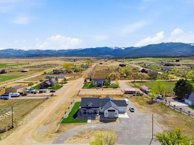 886 N 300 E, Spring City, UT 84662 - #2