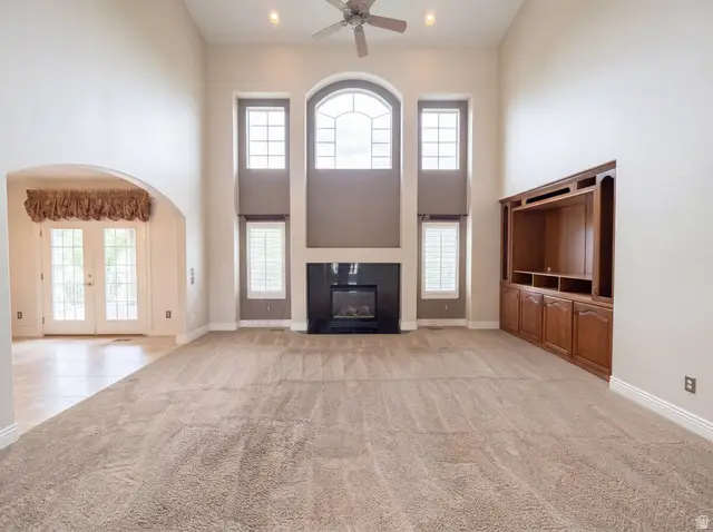 557 E Hollow Creek Rd, Draper, UT 84020 - #3