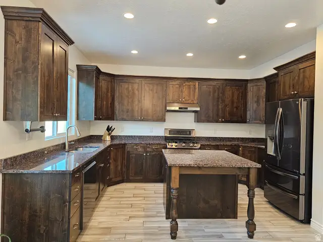 778 W Sunrise Way N, Lehi, UT 84043 - #2