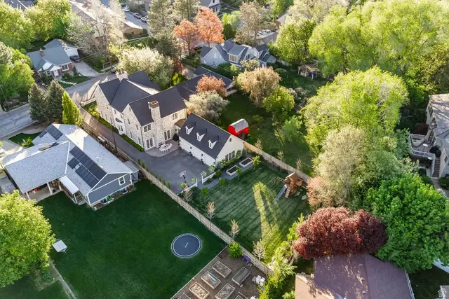 4857 S Viewmont St, Holladay, UT 84117 - #2