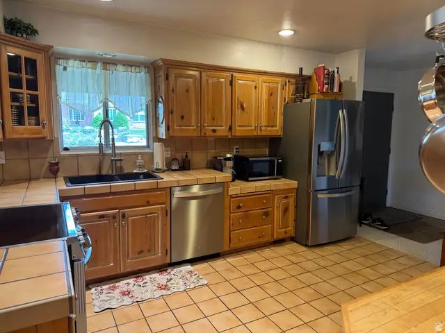 1180 E Maple St. S, Mapleton, UT 84664 - #3