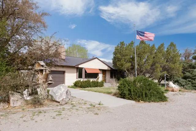 210 S 100 W, Circleville, UT 84723 - #2