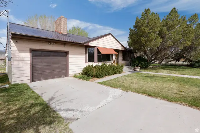 210 S 100 W, Circleville, UT 84723 - #3