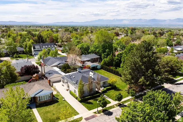 2390 E Bernadine Dr, Salt Lake City, UT 84109 - #3