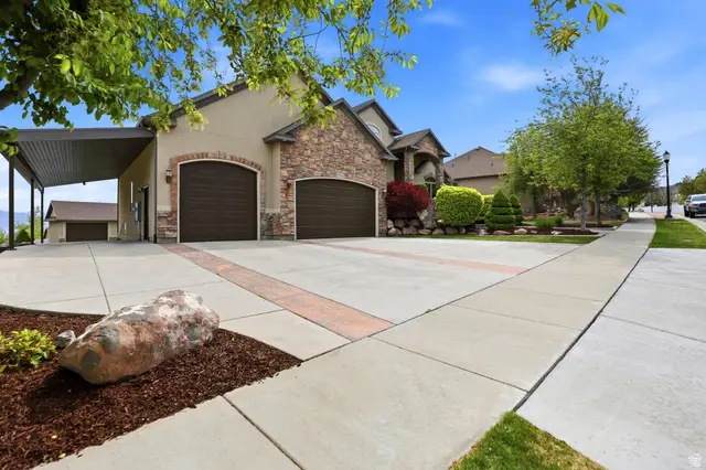 5526 W Emmeline Dr, Herriman, UT 84096 - #3