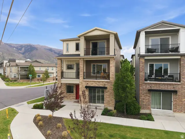 91 N Rio Grand Ave, Farmington, UT 84025 - #2