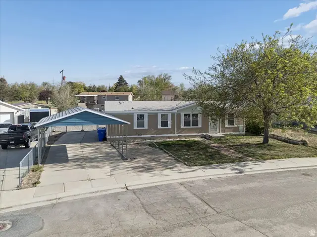 449 W Richard St, Grantsville, UT 84029 - #1