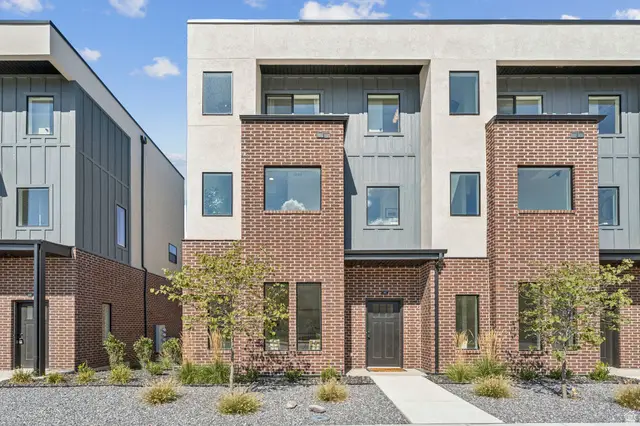 256 N Main St, Bountiful, UT 84010 - #3