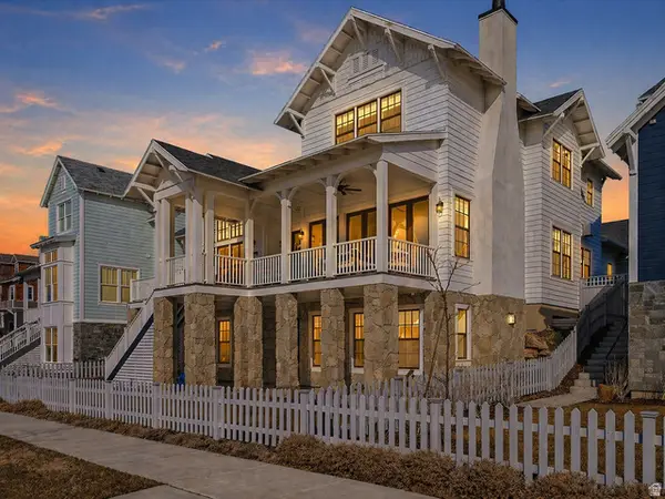 11064 S Paddle Board Way W, South Jordan, UT 84009