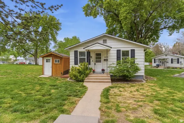 3855 Grandview Dr, Ogden, UT 84403 - #1