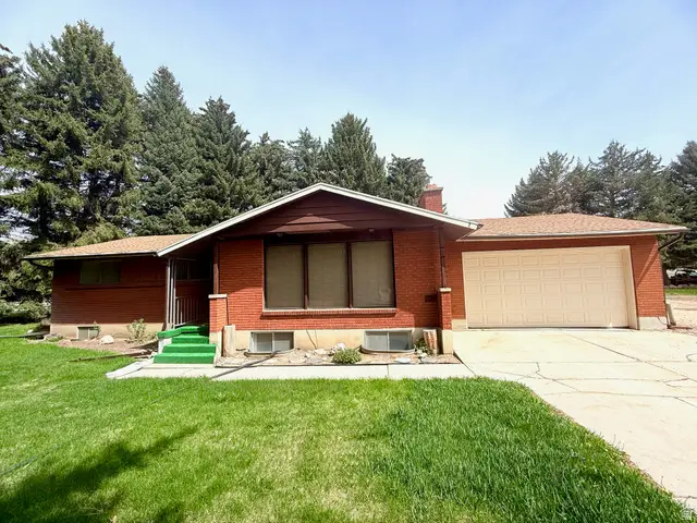 916 S 6800 E, Huntsville, UT 84317 - #1