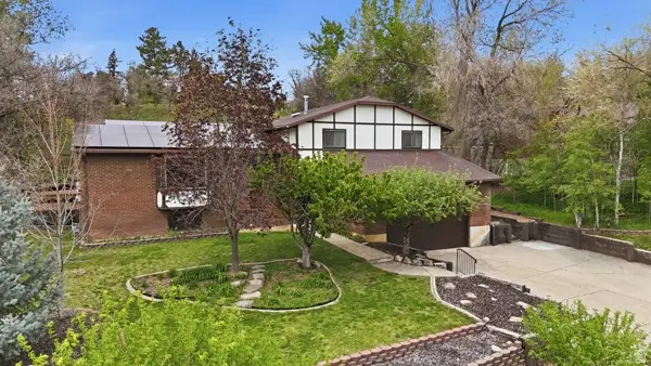 2555 E 2050 N, Layton, UT 84040 - #1