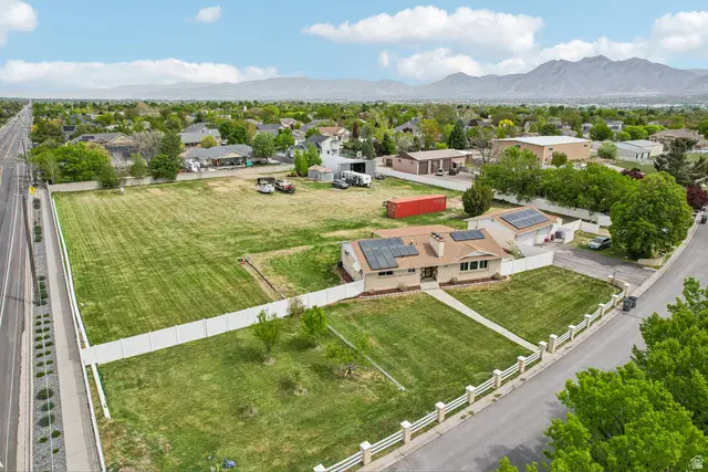 2668 W Horseshoe Cir, South Jordan, UT 84095 - #1