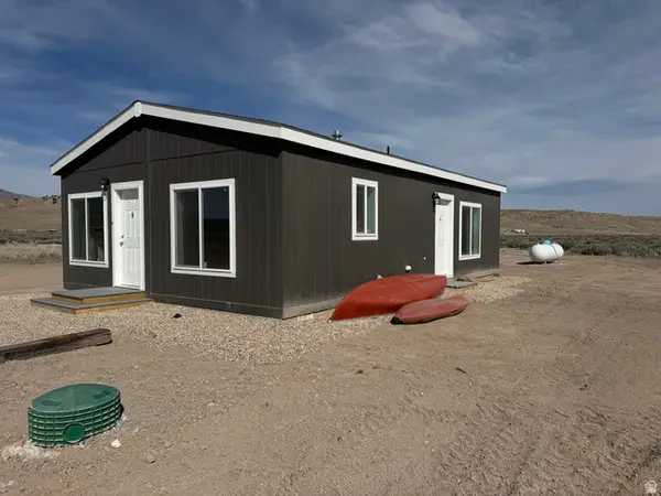 32 Sevier River #32, Levan, UT 84639